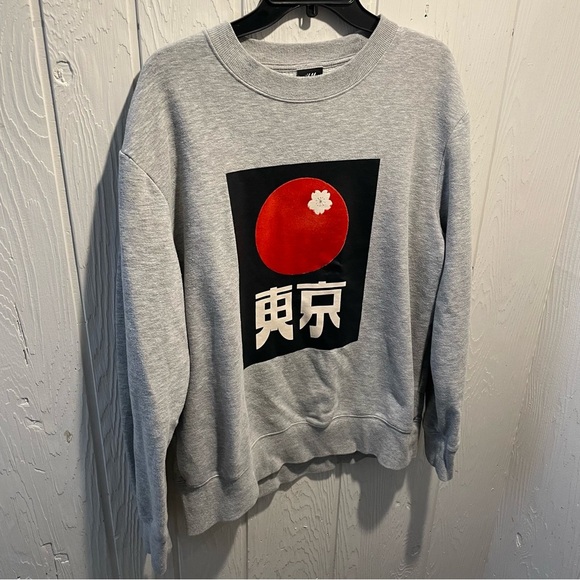 H&M “Tokyo” Japanese Kanji Men’s Sweatshirt - Picture 2 of 4